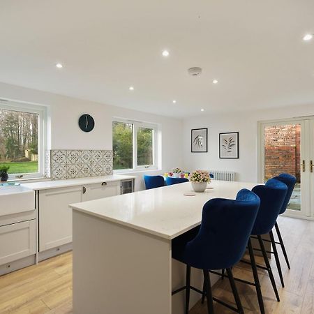 Victorian Retreat In Liverpool Knowsley Zewnętrze zdjęcie
